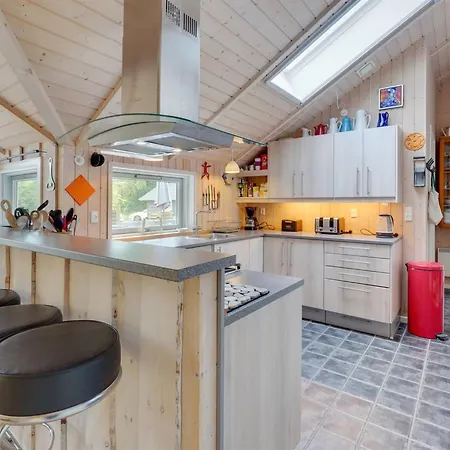 Feriehus Zelda - 300m From The Sea By Interhome Bøtø By